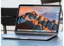 Apple MacBook Pro (2017) compared to its predecessor